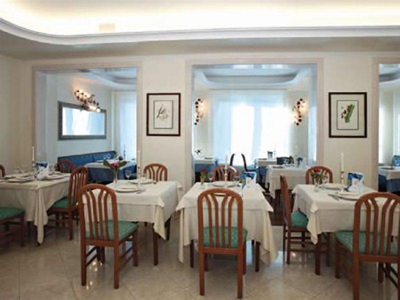 Hotel Helios Lido di Jesolo Exterior photo